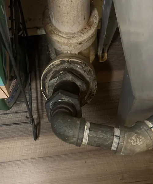 Removal of cast iron sink line and replace with pvc and clean out installation in Seattle 